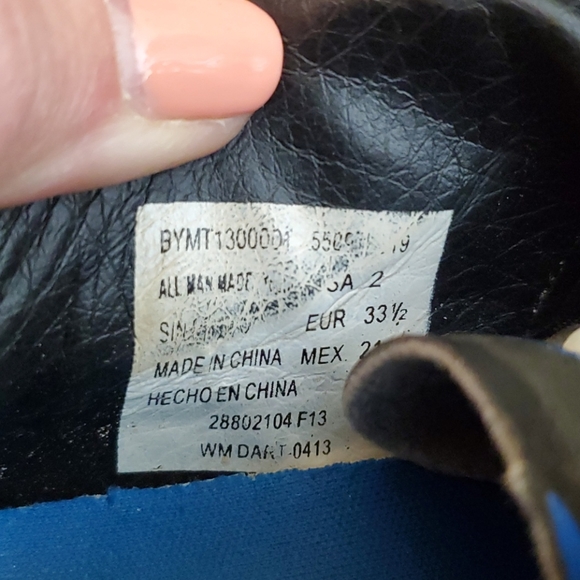 Mitre Cleats - Picture 5 of 6